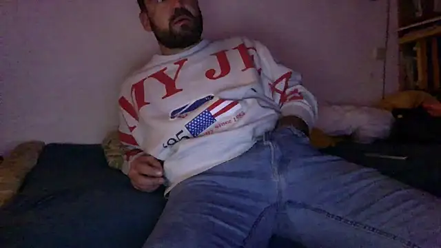 Snapshot of fuckerplayer1 chatting on 25, 2, 2026 fuckerplayer1 online show from 25, 2, 2026