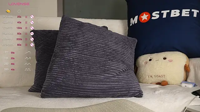 Snapshot of Mariamercada chatting on 11, 12, 2024 Mariamercada online show from 11, 12, 2024