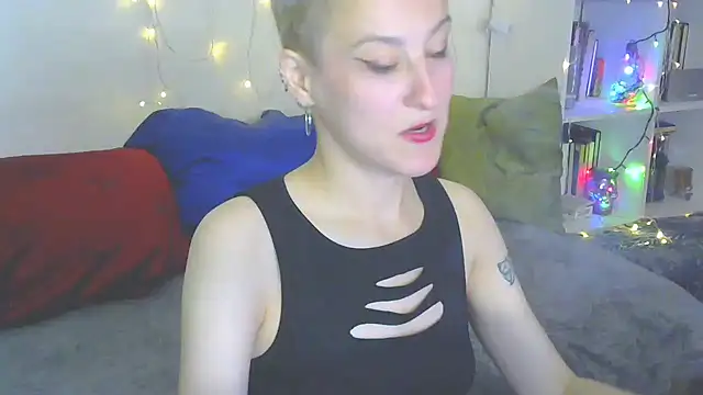 Snapshot of MartaBounty chatting on 5, 8, 2026 MartaBounty online show from 5, 8, 2026