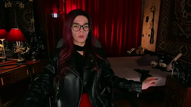 MargoTigress online show from 28, 2, 2026