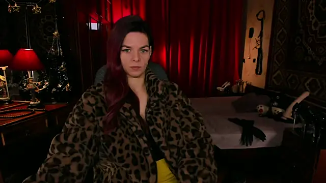 MargoTigress online show from 3, 3, 2026