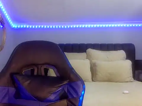 BOOTYBANGER24xx online show from 12, 9, 2025