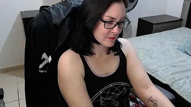 DesreRose online show from 18, 11, 2025