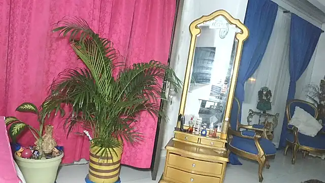 big boobsmature online show from 11, 11, 2025