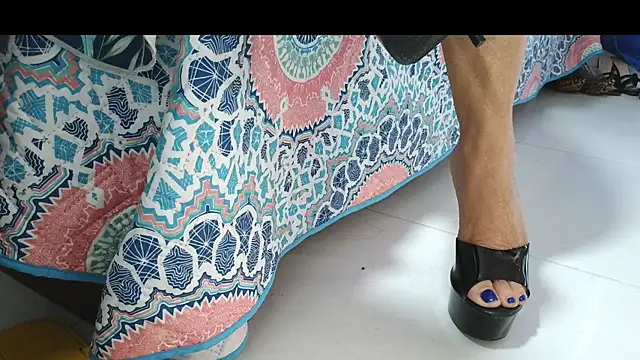 big boobsmature online show from 19, 4, 2026