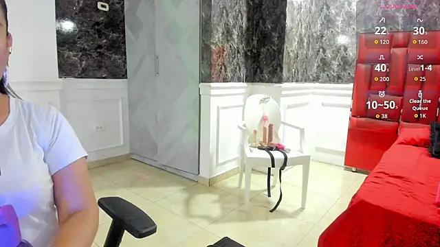 Imyourdirtymilf online show from 4, 3, 2026