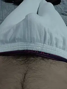 Snapshot of Babyucum4me chatting on 28, 11, 2025 Babyucum4me online show from 28, 11, 2025