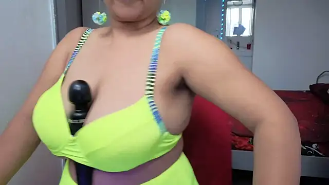 HotSpicyGujju online show from 19, 11, 2025