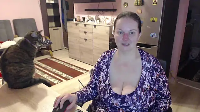 BustyLadyAlma online show from 13, 2, 2025