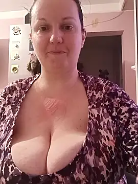 BustyLadyAlma online show from 23, 2, 2026