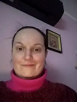 BustyLadyAlma online show from 1, 2, 2026