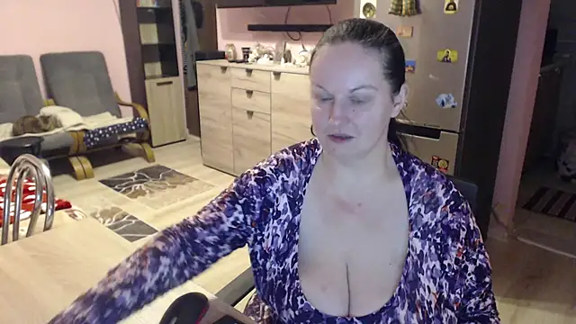 BustyLadyAlma online show from 20, 11, 2025