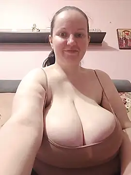 BustyLadyAlma online show from 22, 5, 2026