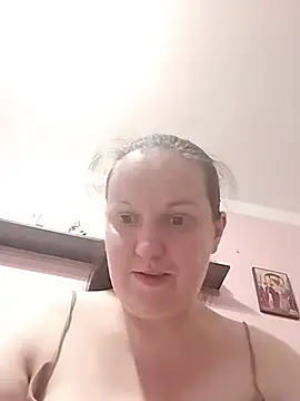 Snapshot of BustyLadyAlma chatting on 24, 6, 2026 BustyLadyAlma online show from 24, 6, 2026