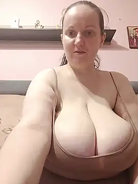 Snapshot of BustyLadyAlma chatting on 20, 7, 2026 BustyLadyAlma online show from 20, 7, 2026