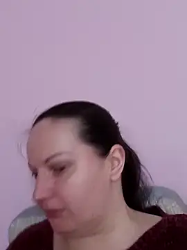 BustyLadyAlma online show from 9, 5, 2026