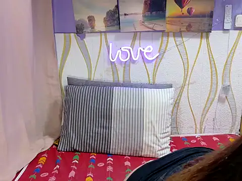 BURBERRY69 online show from 14, 3, 2026