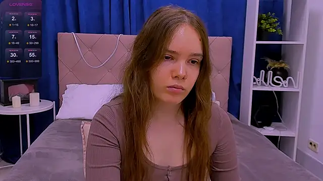 Janie JJ Curvie online show from 26, 2, 2026