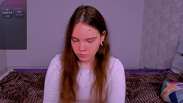 Janie JJ Curvie online show from 21, 4, 2026