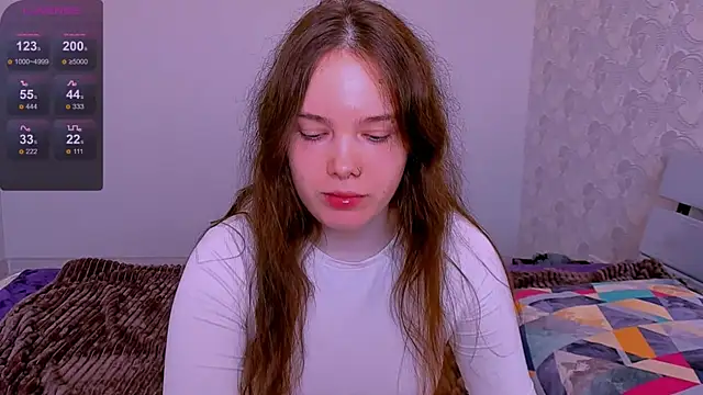 Janie JJ Curvie online show from 18, 4, 2026