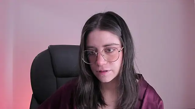 HazelKush online show from 18, 10, 2025