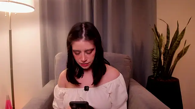 HazelKush online show from 9, 2, 2026