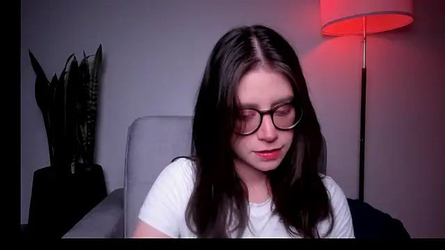 HazelKush online show from 22, 6, 2026
