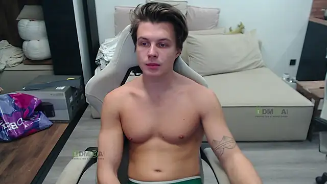 Snapshot of Sunny-Girl1 chatting on 12, 11, 2025 Sunny-Girl1 online show from 12, 11, 2025