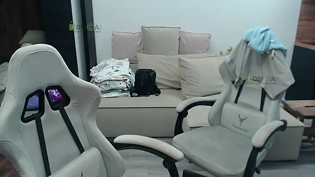 Snapshot of Sunny-Girl1 chatting on 13, 11, 2025 Sunny-Girl1 online show from 13, 11, 2025