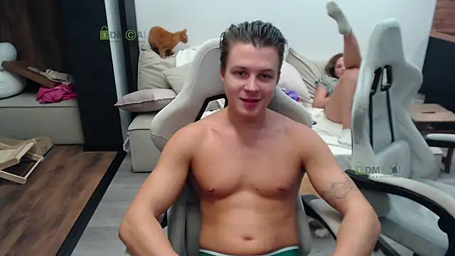 Snapshot of Sunny-Girl1 chatting on 17, 10, 2025 Sunny-Girl1 online show from 17, 10, 2025