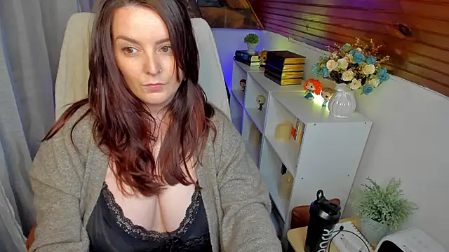 ErinMarshall online show from 12, 2, 2025