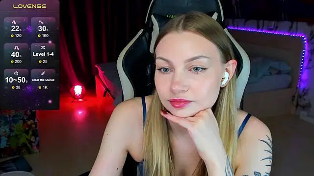 BiMolly online show from 30, 10, 2025