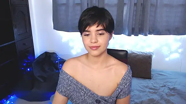 mia collins x online show from 10, 3, 2026