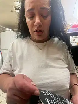 PichyPrettyPussy online show from 20, 3, 2026