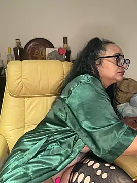 PichyPrettyPussy online show from 5, 11, 2025