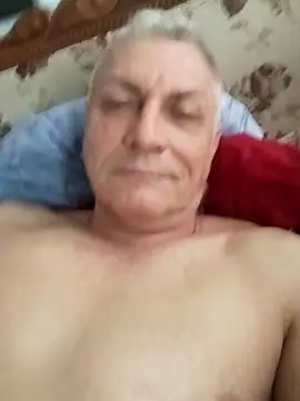  lady red  online show from 1, 4, 2026