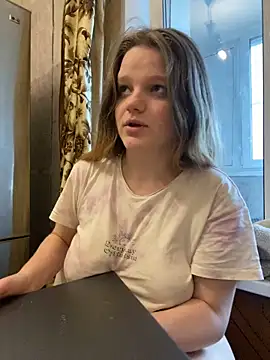 Snapshot of -MimmiLissa- chatting on 8, 5, 2026 -MimmiLissa- online show from 8, 5, 2026