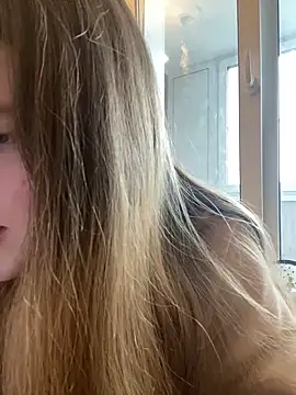 Snapshot of -MimmiLissa- chatting on 23, 4, 2026 -MimmiLissa- online show from 23, 4, 2026