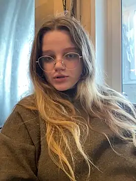 Snapshot of -MimmiLissa- chatting on 11, 5, 2026 -MimmiLissa- online show from 11, 5, 2026