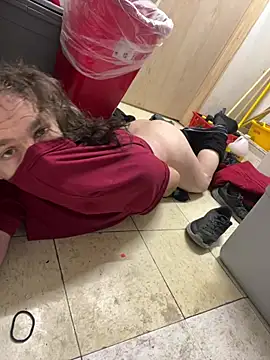 Valarie83 online show from 8, 1, 2025