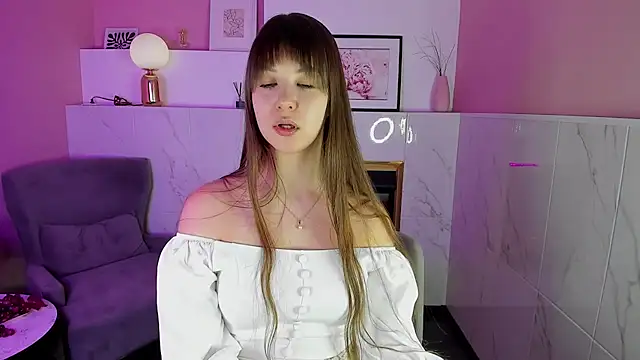 ElizaMild online show from 18, 2, 2025