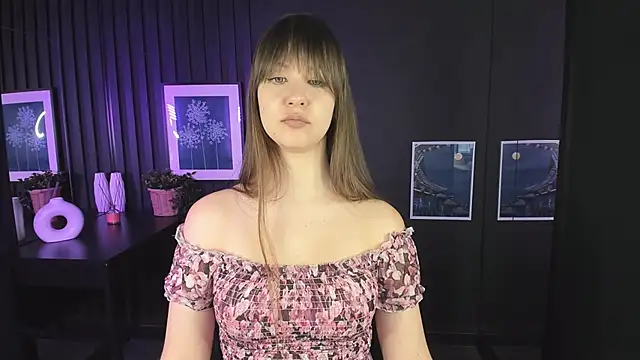 ElizaMild online show from 4, 2, 2025