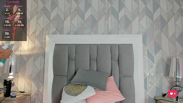 Princsgirl  online show from 2, 12, 2025