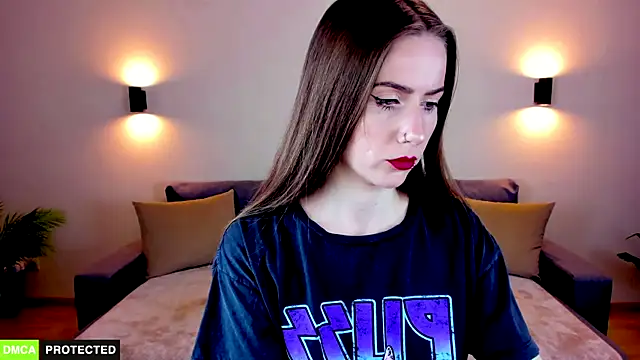 Snapshot of TheWoman__ chatting on 17, 9, 2025 TheWoman online show from 17, 9, 2025