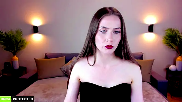 Snapshot of TheWoman__ chatting on 28, 4, 2026 TheWoman online show from 28, 4, 2026