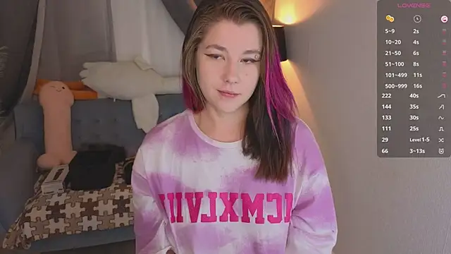 Mira Falls online show from 11, 9, 2025