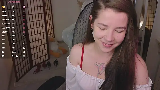Snapshot of Mira_Falls chatting on 15, 6, 2026 Mira Falls online show from 15, 6, 2026