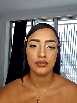 Snapshot of Shantal_Lovee chatting on 30, 12, 2024 Shantal Lovee online show from 30, 12, 2024