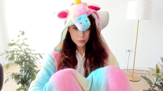 Snapshot of Pokemeboy chatting on 10, 11, 2025 Pokemeboy online show from 10, 11, 2025