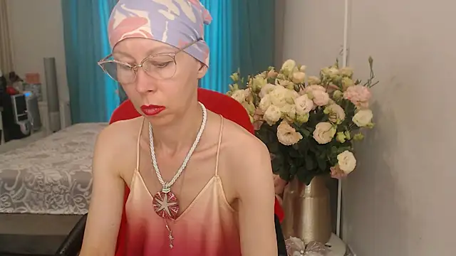 LuxuryNika online show from 20, 7, 2026